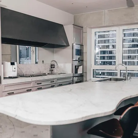 Black Pearl - Amazing View, 130 Sqm *