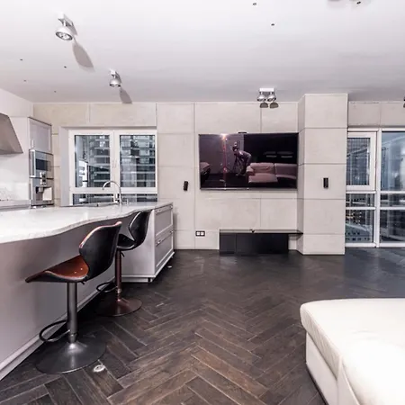 Black Pearl - Amazing View, 130 Sqm Apartament