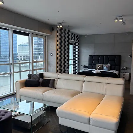 Black Pearl - Amazing View, 130 Sqm Apartament *
