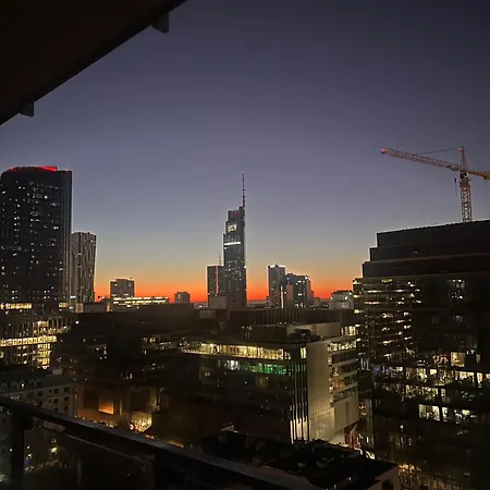Black Pearl - Amazing View, 130 Sqm Warsaw