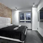Black Pearl - Amazing View, 130 Sqm * Varşova