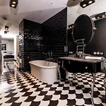 Daire Black Pearl - Amazing View, 130 Sqm
