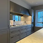 Black Pearl - Amazing View, 130 Sqm * Varşova