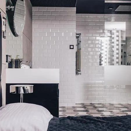 Black Pearl - Amazing View, 130 Sqm * Βαρσοβία