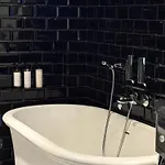 Black Pearl - Amazing View, 130 Sqm