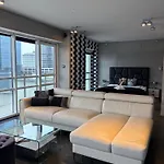 Black Pearl - Amazing View, 130 Sqm Apartment *